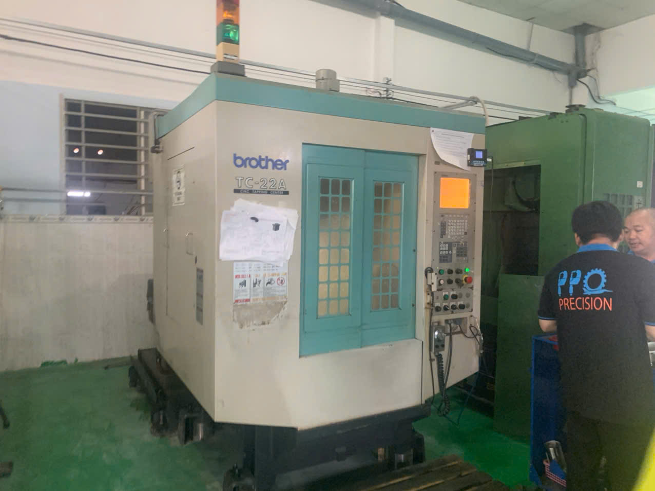 CNC vertical machining center machine 3